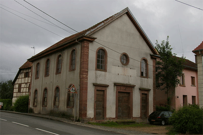 JEWISH AND KOSHER FRANCE: SYNAGOGUE DE FOUSSEMAGNE, IN THE BELFORT AREA. ABANDONED SINCE 1945. Synagogue de Foussemagne (Territoire de Belfort), abandonn�e depuis 1945. 